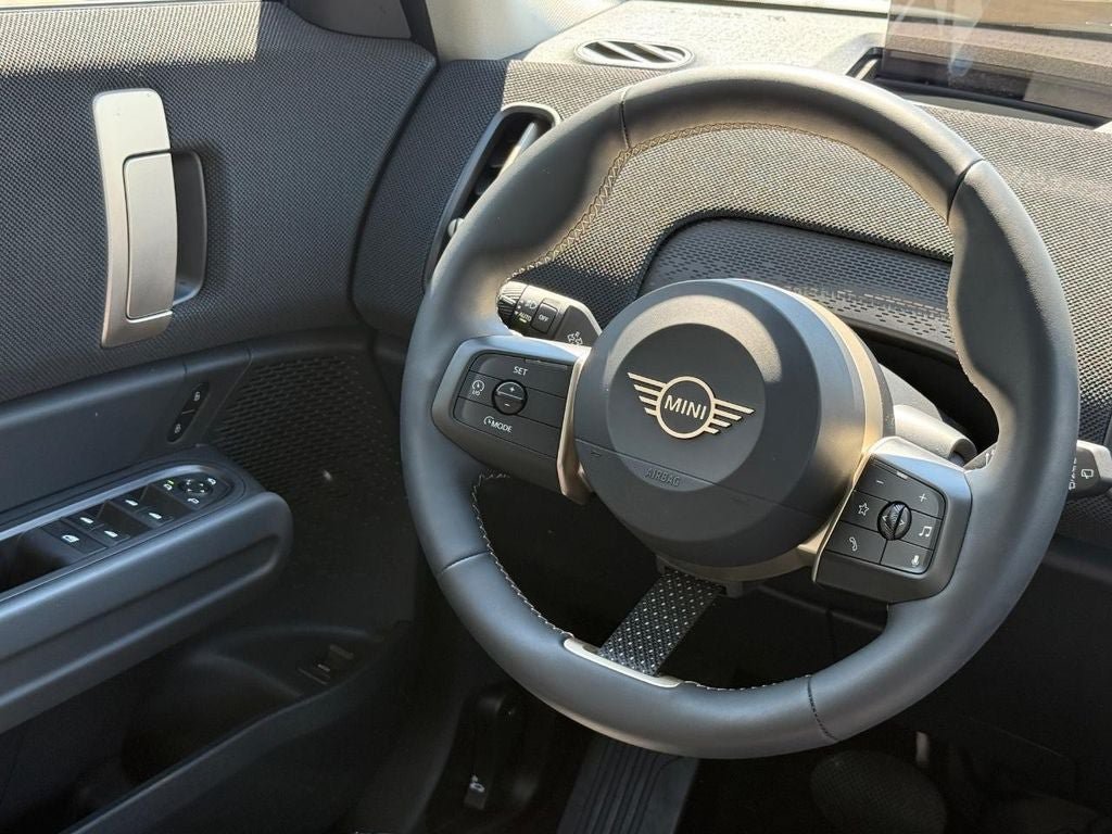 Used 2025 MINI Cooper Countryman S AWD/4WD image 14