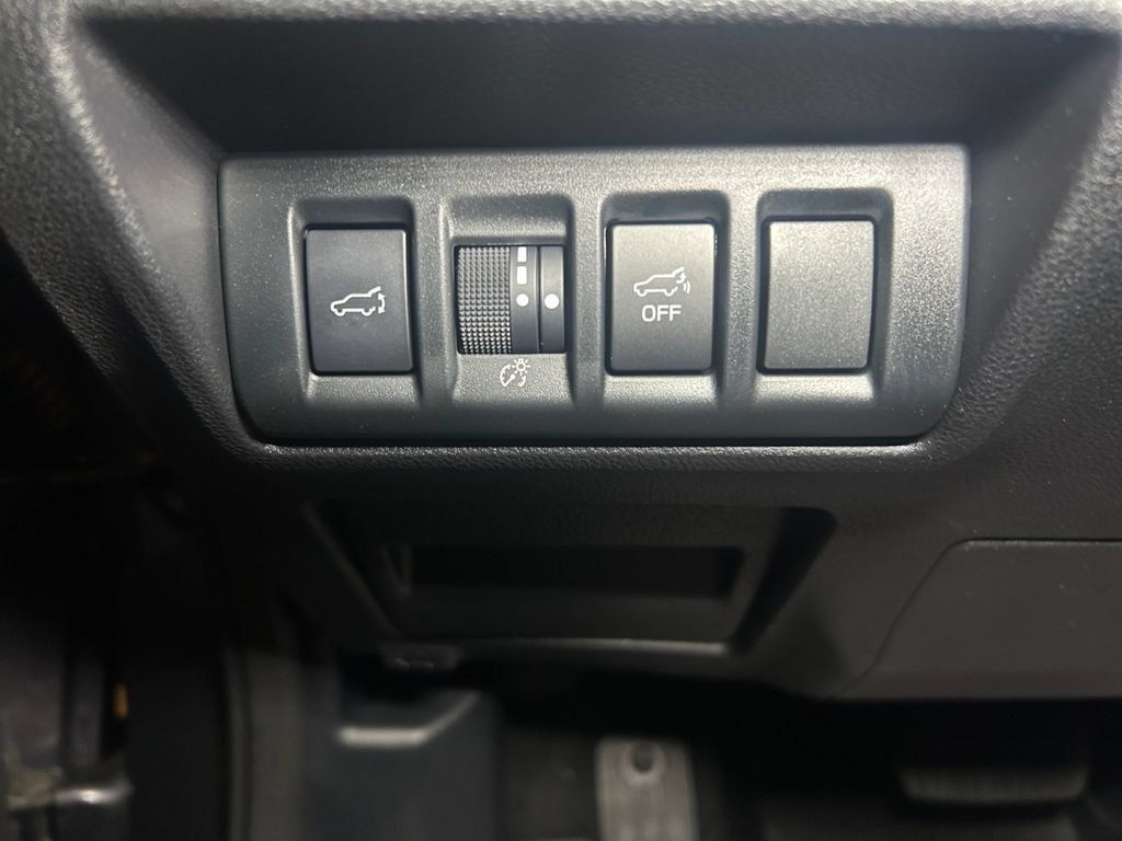 Used 2022 Subaru Outback Limited AWD/4WD image 23