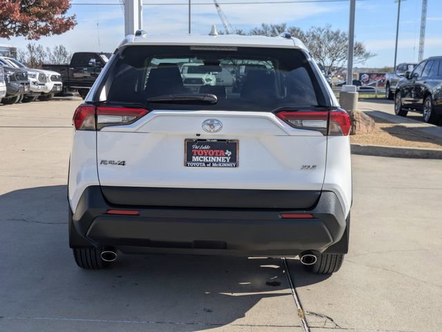 Used 2024 Toyota RAV4 XLE image 7