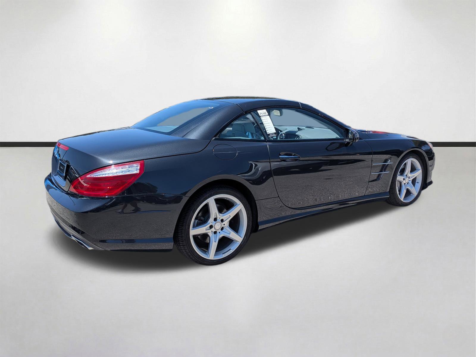 Used 2015 Mercedes-Benz SL 400 w/ Premium I Package image 4