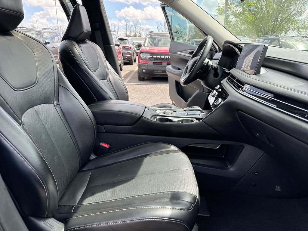 Used 2023 INFINITI QX60 Luxe w/ Cargo Package image 22