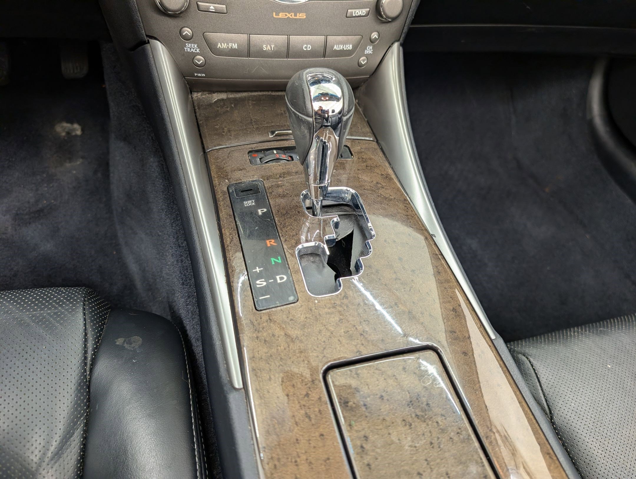 Used 2010 Lexus IS 350C image 17