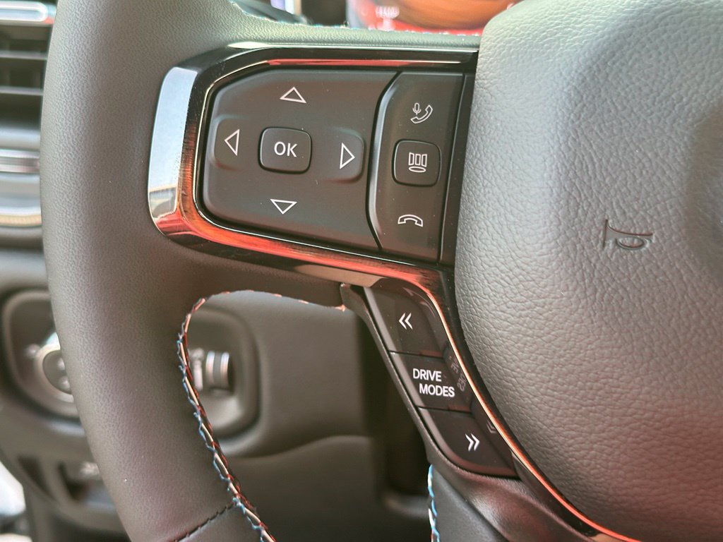 New 2026 RAM 1500 Laramie AWD/4WD image 31