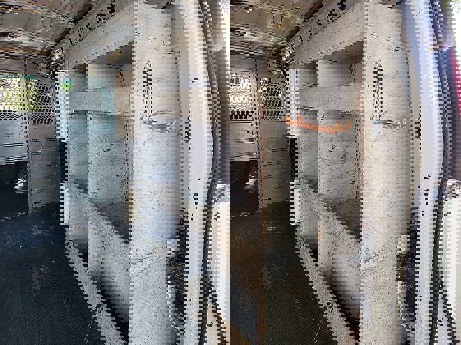 Used 2016 GMC Savana 2500 image 17