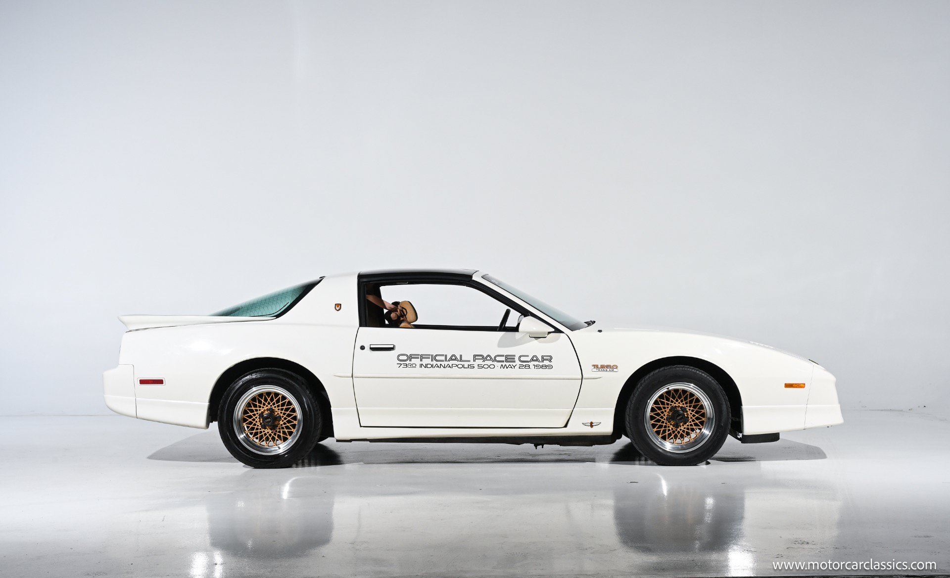 Used 1989 Pontiac Firebird Trans Am RWD image 10