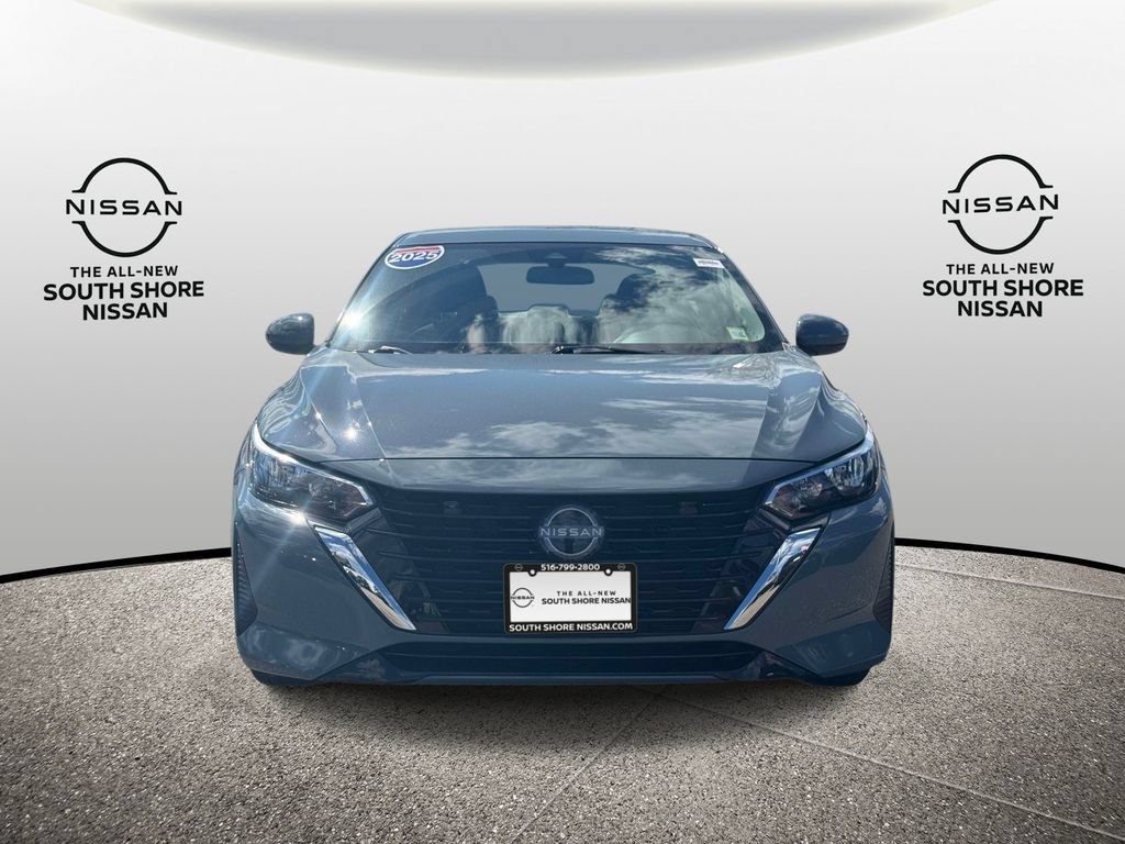 Used 2025 Nissan Sentra SV FWD image 2