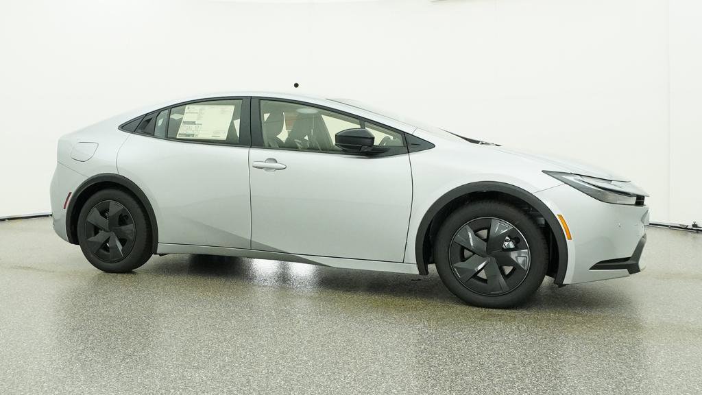 New 2026 Toyota Prius Plug-In Hybrid FWD image 31