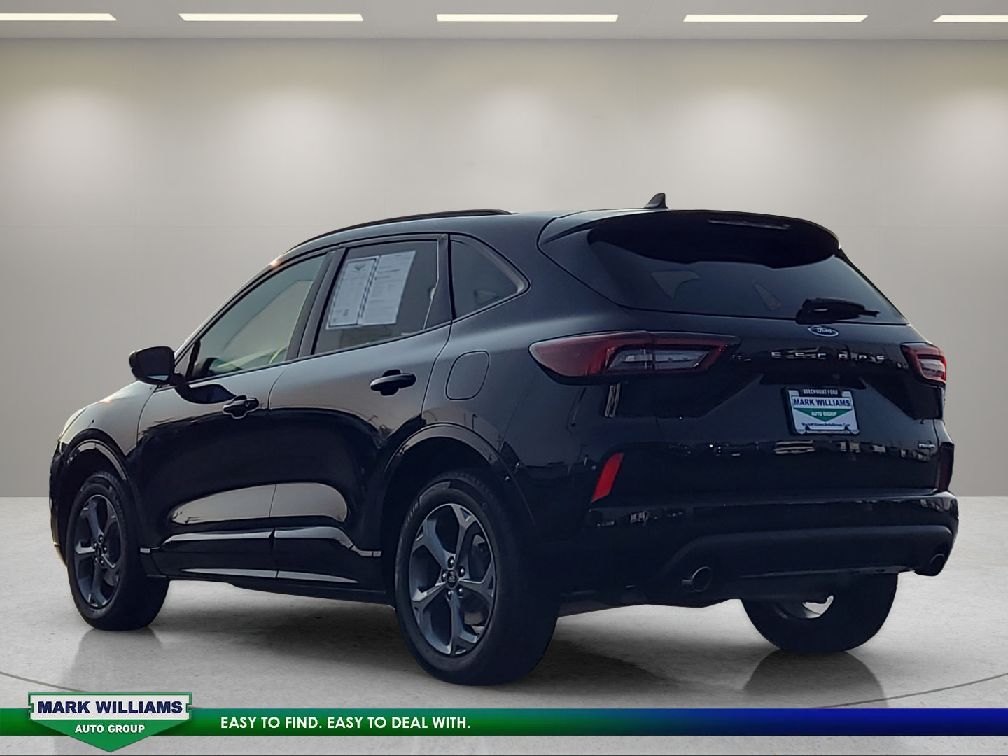Certified 2023 Ford Escape ST-Line w/ Tech Pack #1 AWD/4WD image 6