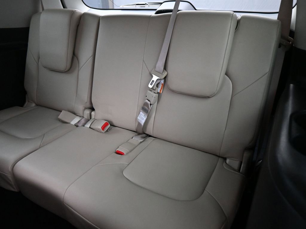 Used 2023 Nissan Armada Platinum w/ Captain's Chairs Package image 23
