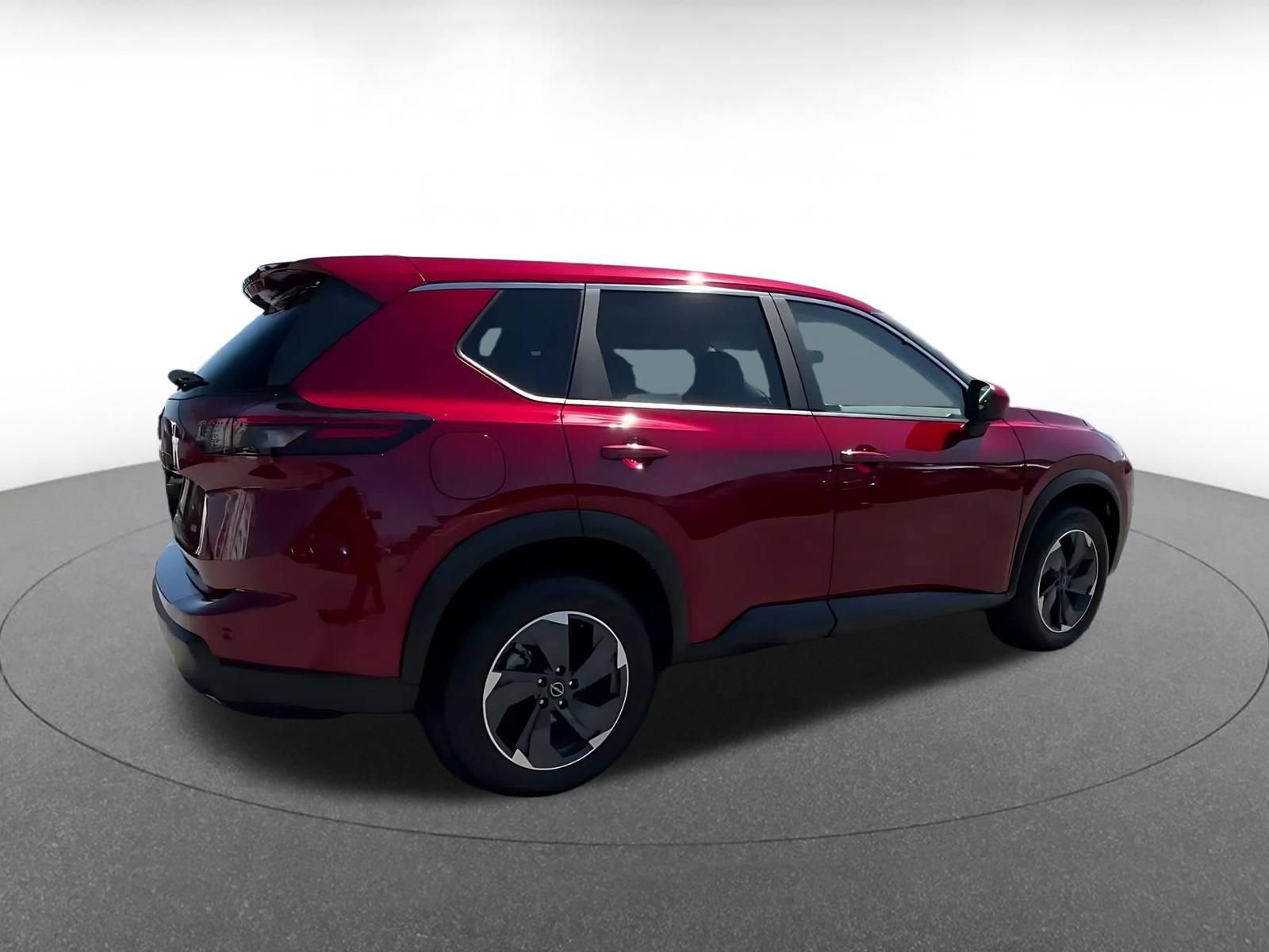 Used 2025 Nissan Rogue SV AWD/4WD image 14