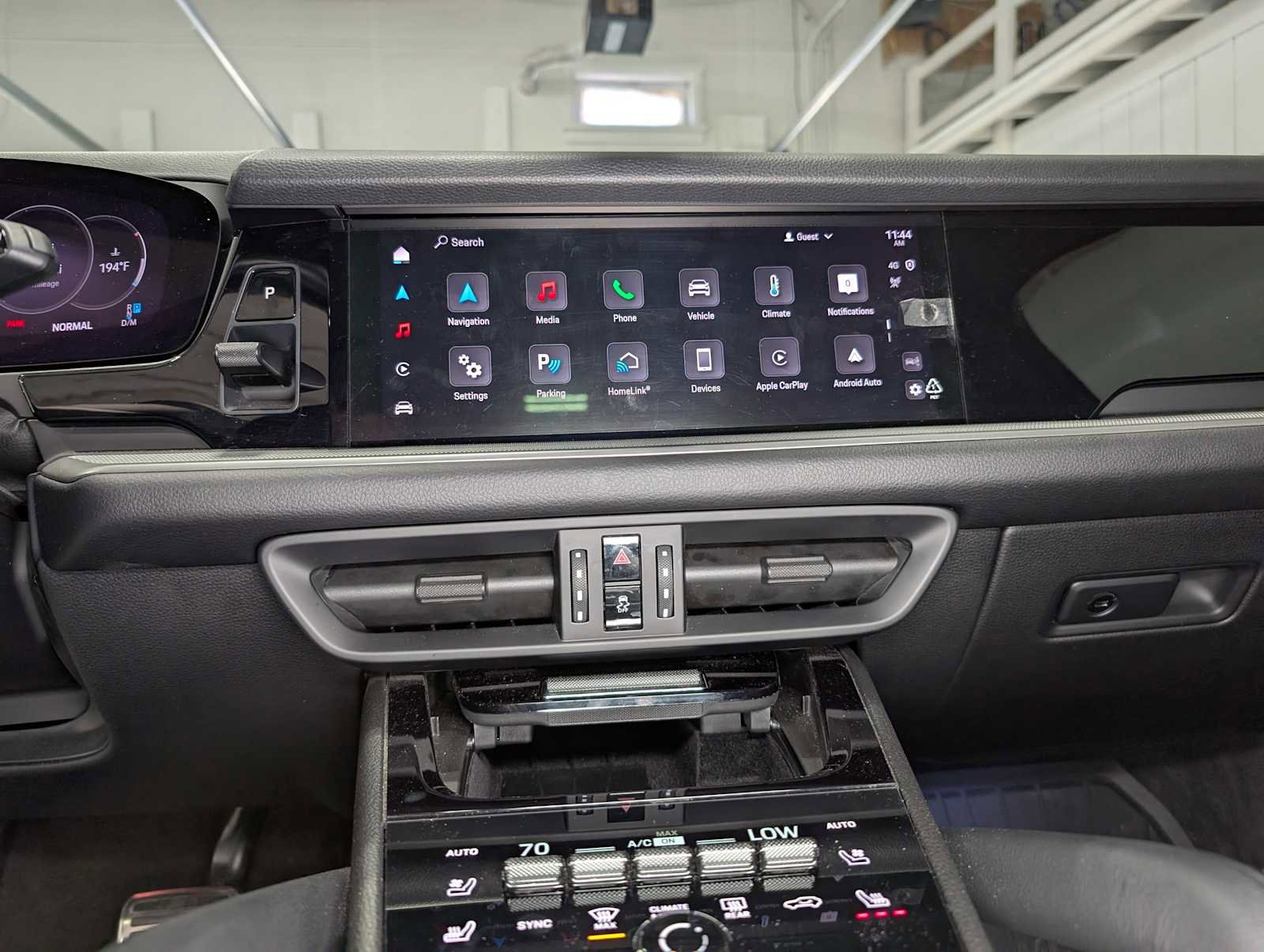 Used 2024 Porsche Cayenne S image 27