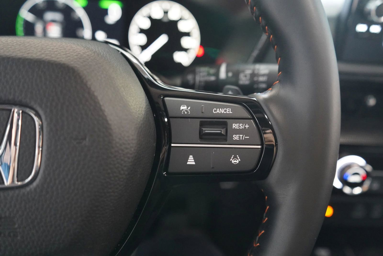 Used 2025 Honda CR-V Sport Touring image 12