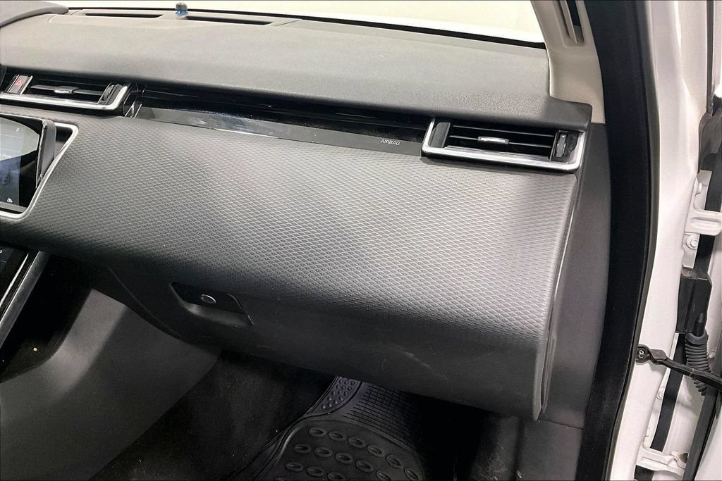 Used 2019 Land Rover Range Rover Velar S AWD/4WD image 16