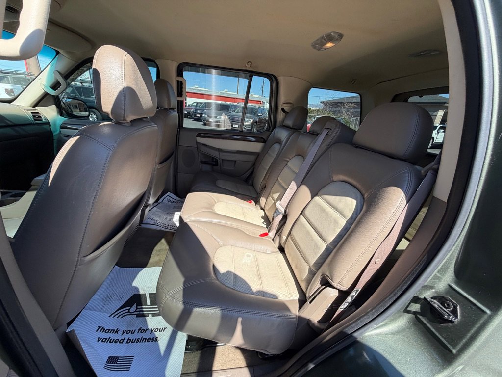 Used 2003 Ford Explorer Eddie Bauer image 10