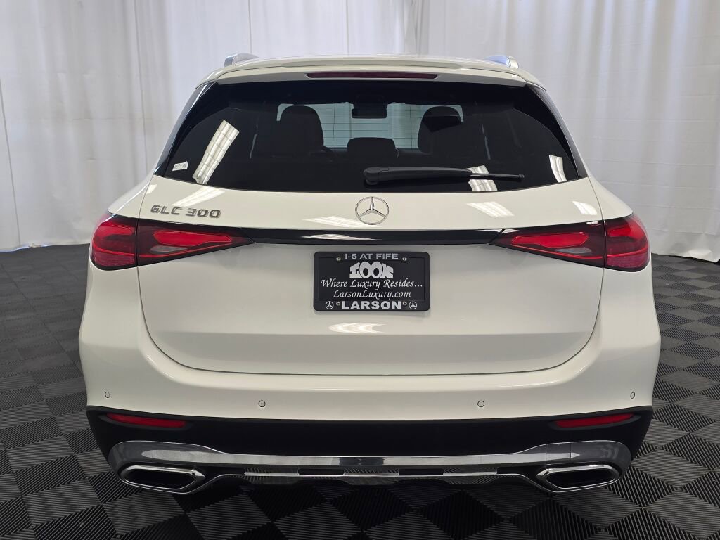 Used 2025 Mercedes-Benz GLC 300 GLC 300 image 5