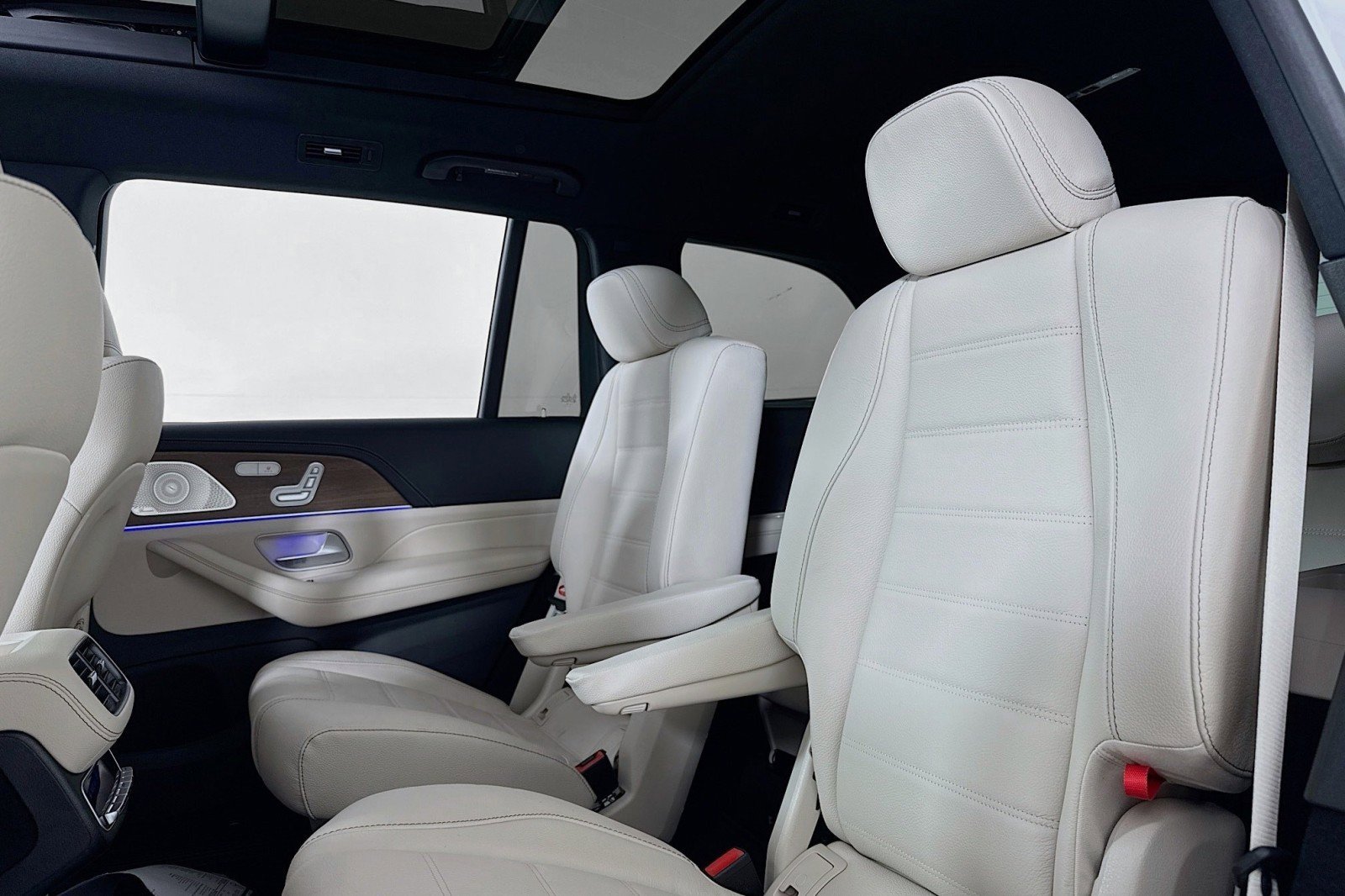 Certified 2025 Mercedes-Benz GLS 580 4MATIC image 8