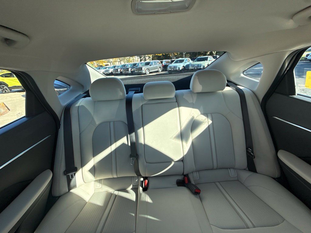 Used 2023 Hyundai Sonata SEL w/ Cargo Package FWD image 28