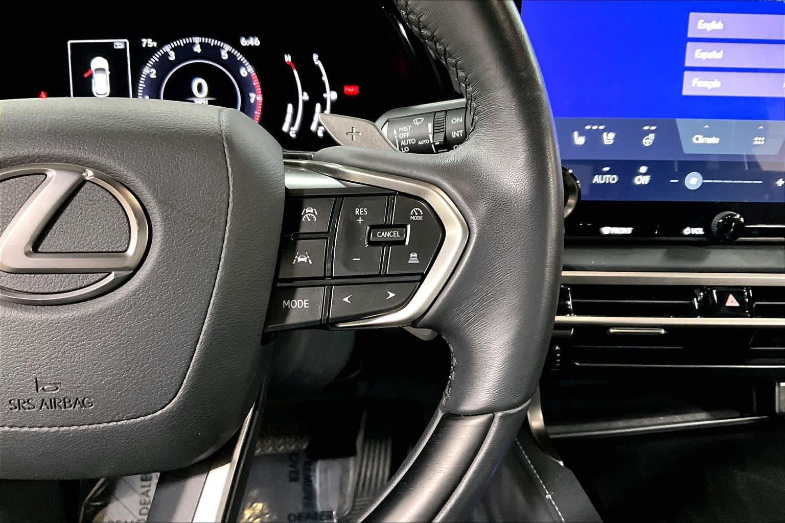 Used 2023 Lexus RX 350 Premium w/ Accessory Package AWD/4WD image 25