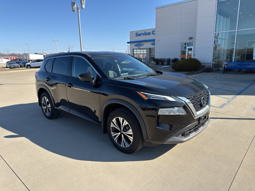 Used 2021 Nissan Rogue SV AWD/4WD image 3