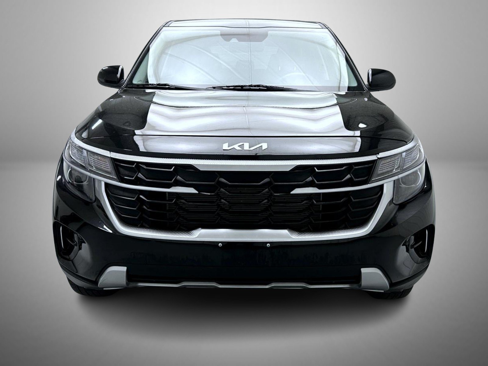 Used 2026 Kia Seltos LX AWD/4WD image 2