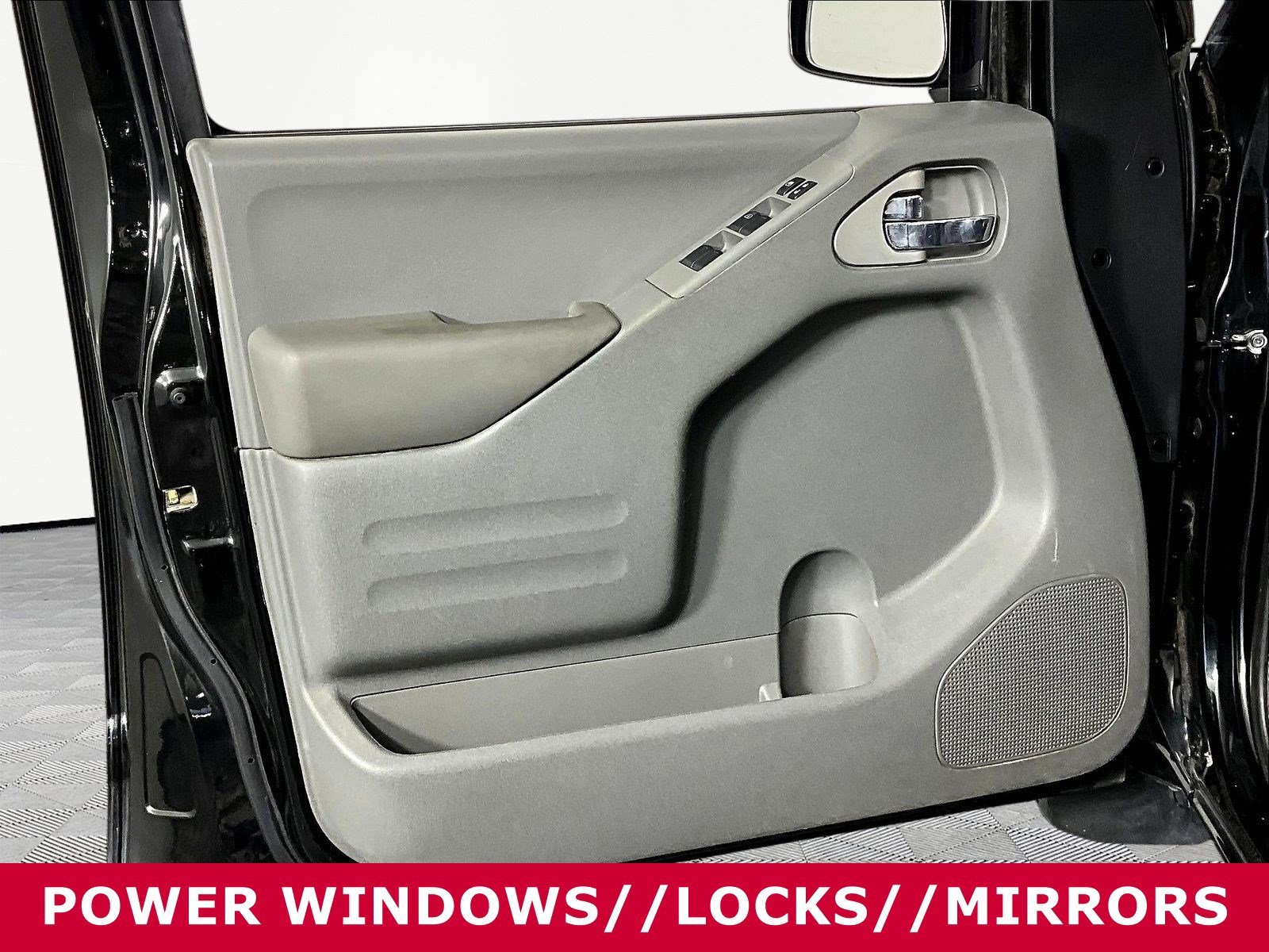 Used 2019 Nissan Frontier SV AWD/4WD image 19