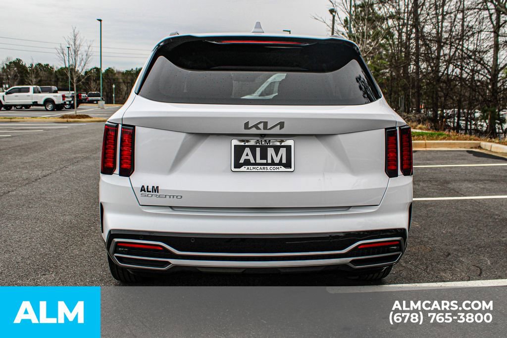 Used 2023 Kia Sorento EX image 10