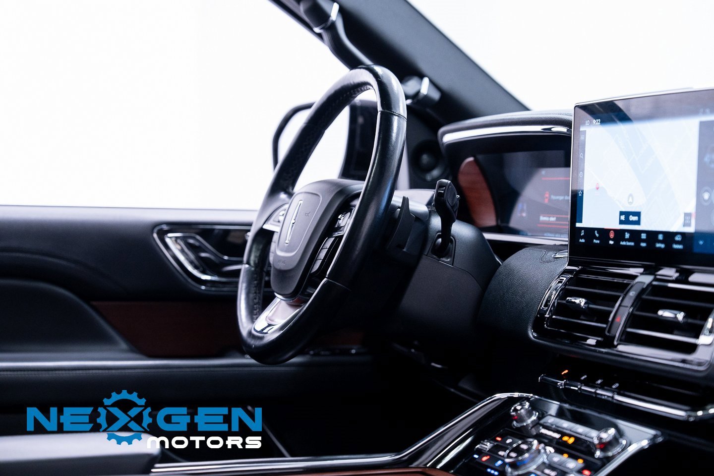 Used 2022 Lincoln Navigator Reserve image 50