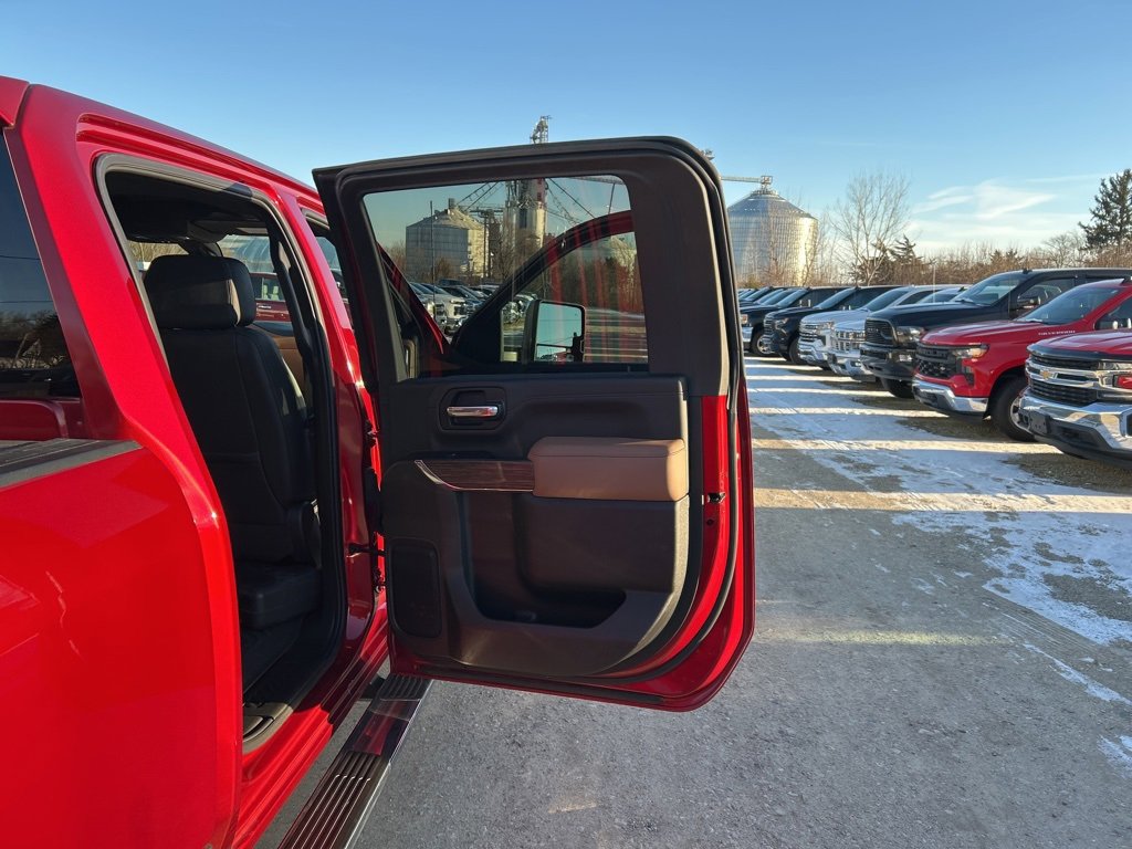 Used 2022 Chevrolet Silverado 3500 High Country w/ Z71 Off-Road Package image 23