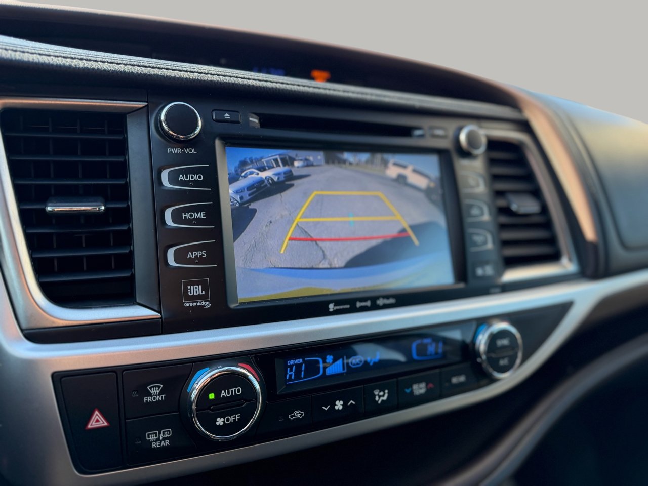 Used 2016 Toyota Highlander Limited image 54