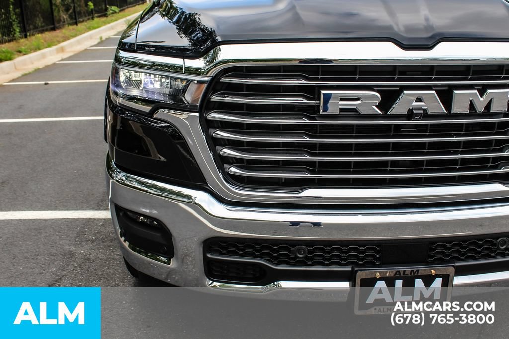 Used 2025 RAM 1500 Laramie AWD/4WD image 10