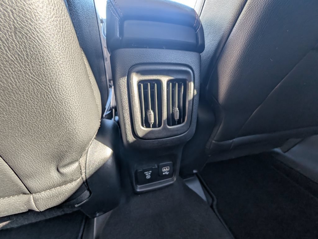 Used 2019 Jeep Compass Latitude AWD/4WD image 40