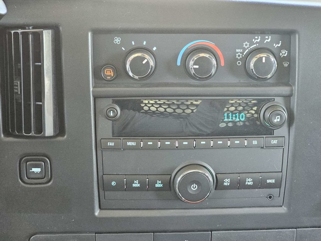 Used 2025 GMC Savana 2500 w/ Driver Convenience Package RWD image 22