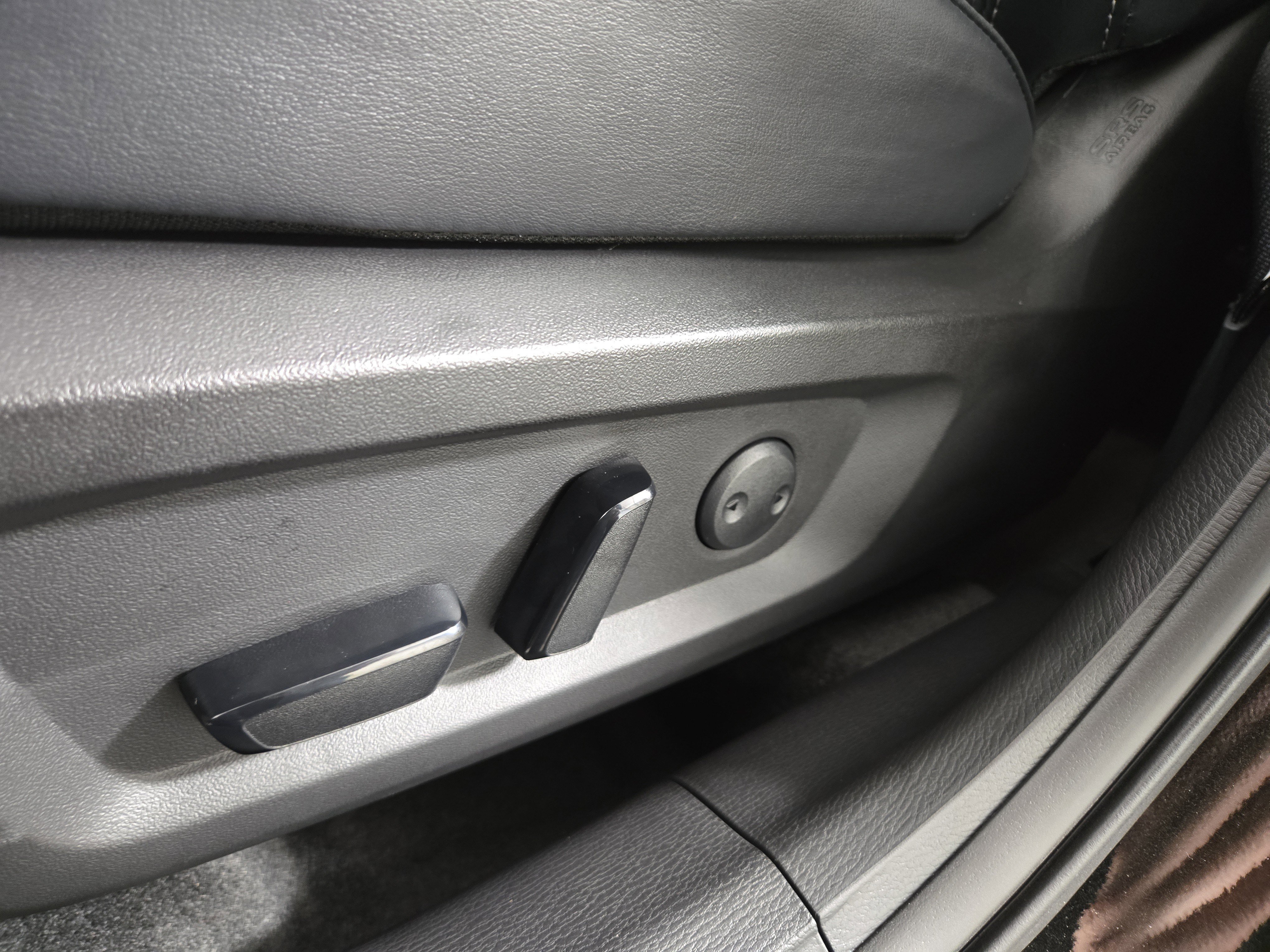 New 2026 Mitsubishi Outlander SE image 31