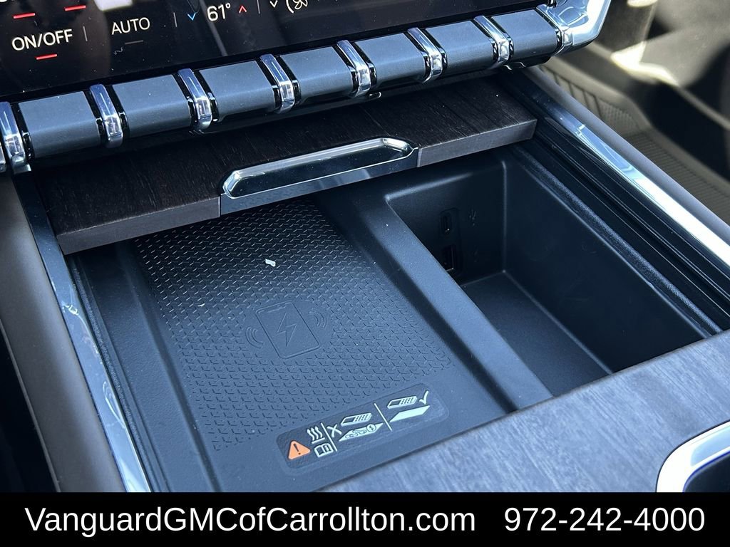 New 2026 GMC Acadia Denali Ultimate w/ LPO, Floor Liner Package AWD/4WD image 18