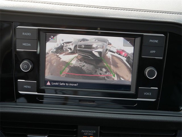 Certified 2024 Volkswagen Jetta S image 29