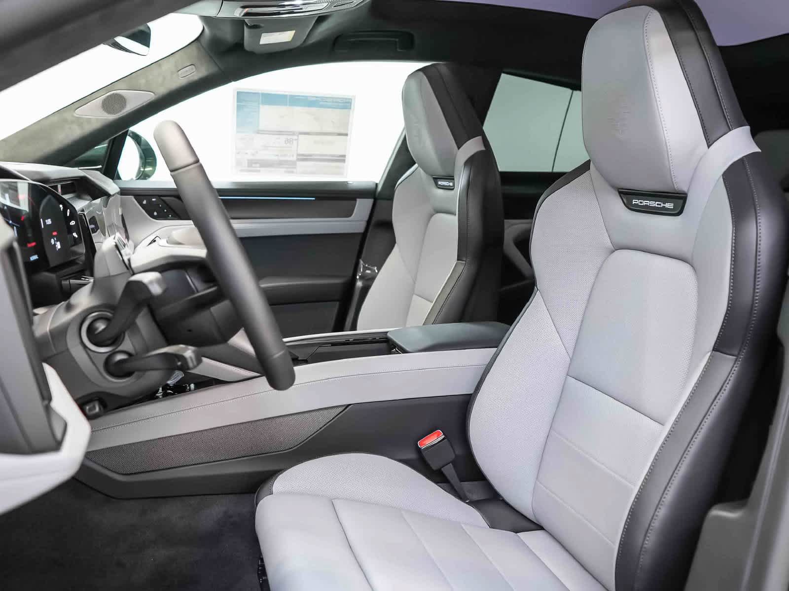 New 2026 Porsche Cayenne Turbo AWD/4WD image 5
