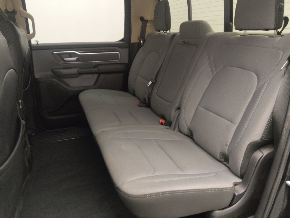 Used 2019 RAM 1500 Big Horn image 18