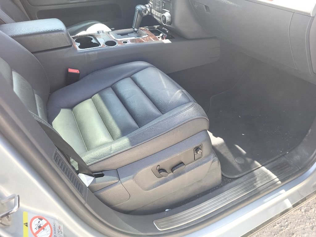 Used 2007 Volkswagen Touareg V6 AWD/4WD image 17