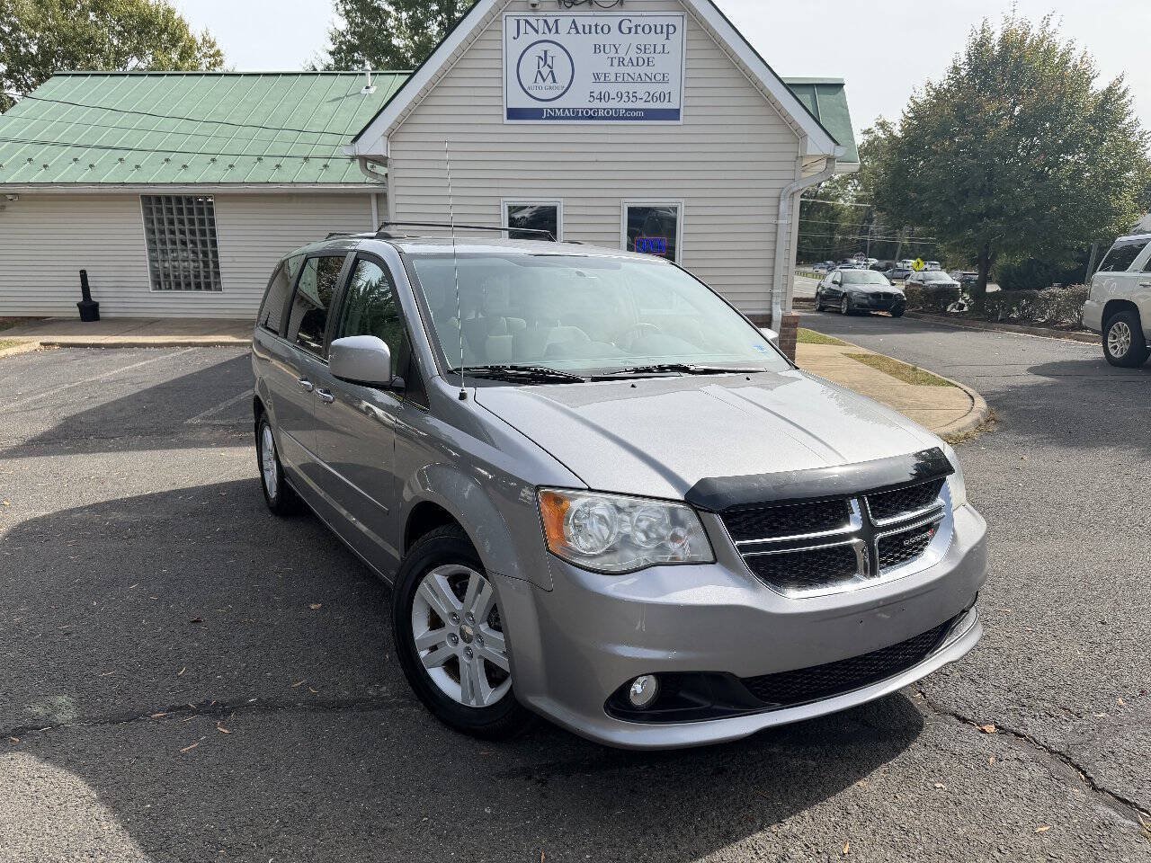 Used 2013 Dodge Grand Caravan Crew w/ Driver Convenience Group FWD image 1