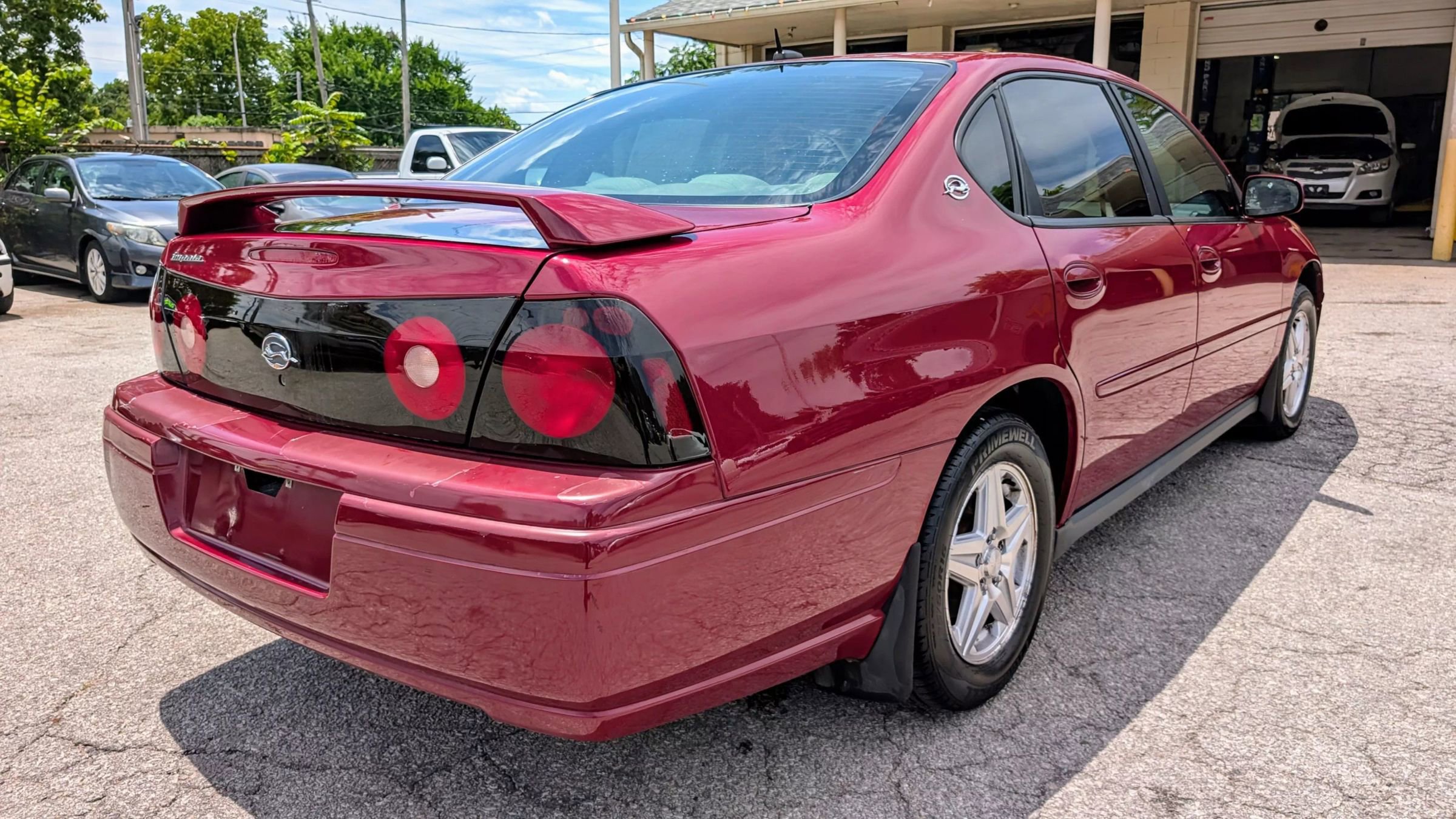 Used 2005 Chevrolet Impala Sedan w/ Preferred Equipment Group image 4