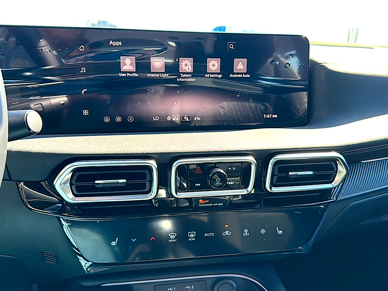 New 2026 Nissan Sentra SV w/ SV Convenience Package image 21