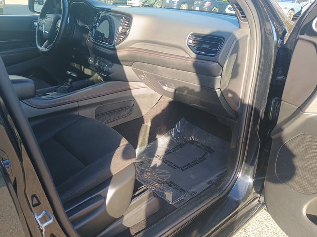 Used 2025 Dodge Durango GT AWD/4WD image 13