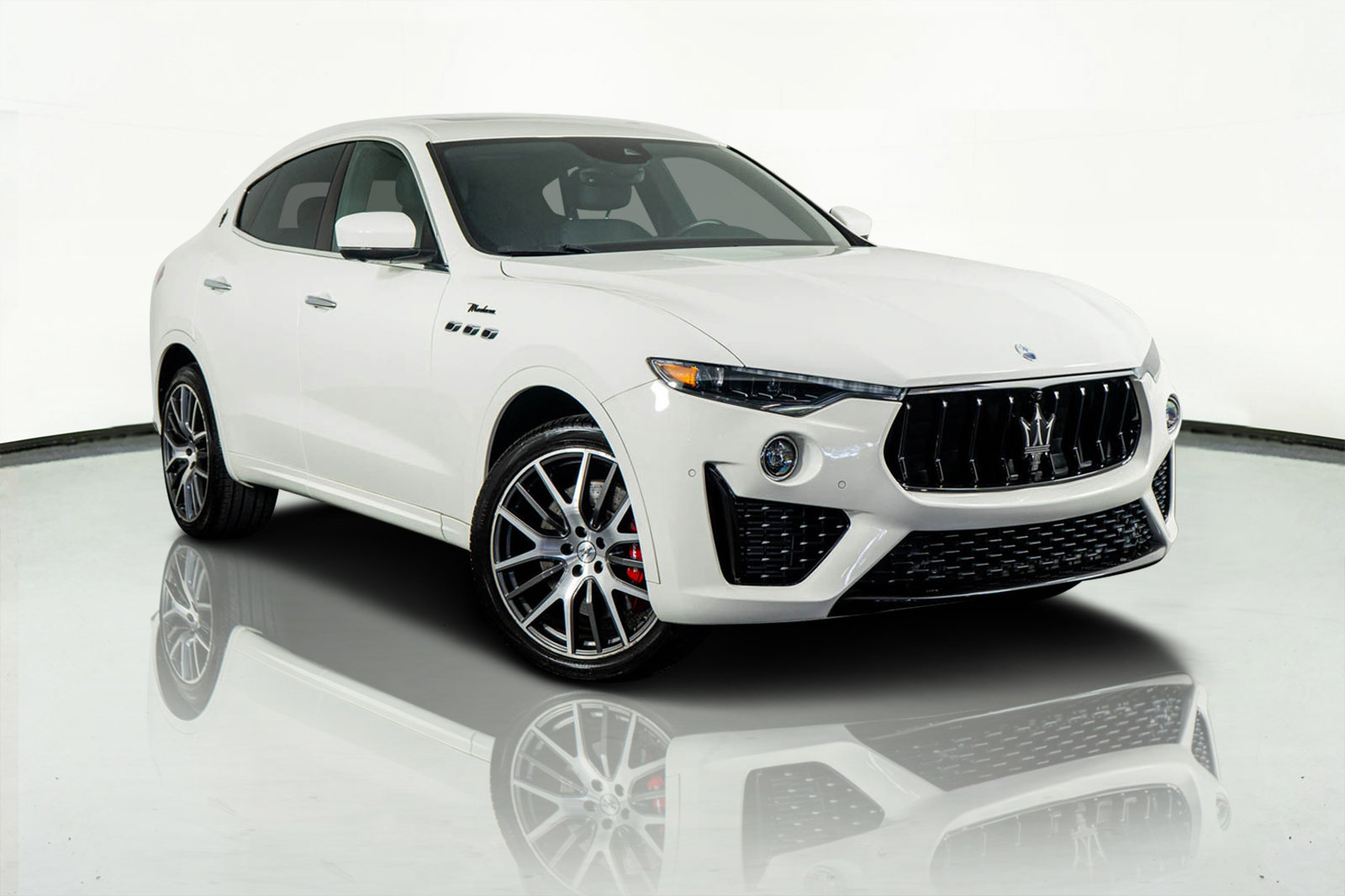 Used 2022 Maserati Levante Modena image 4