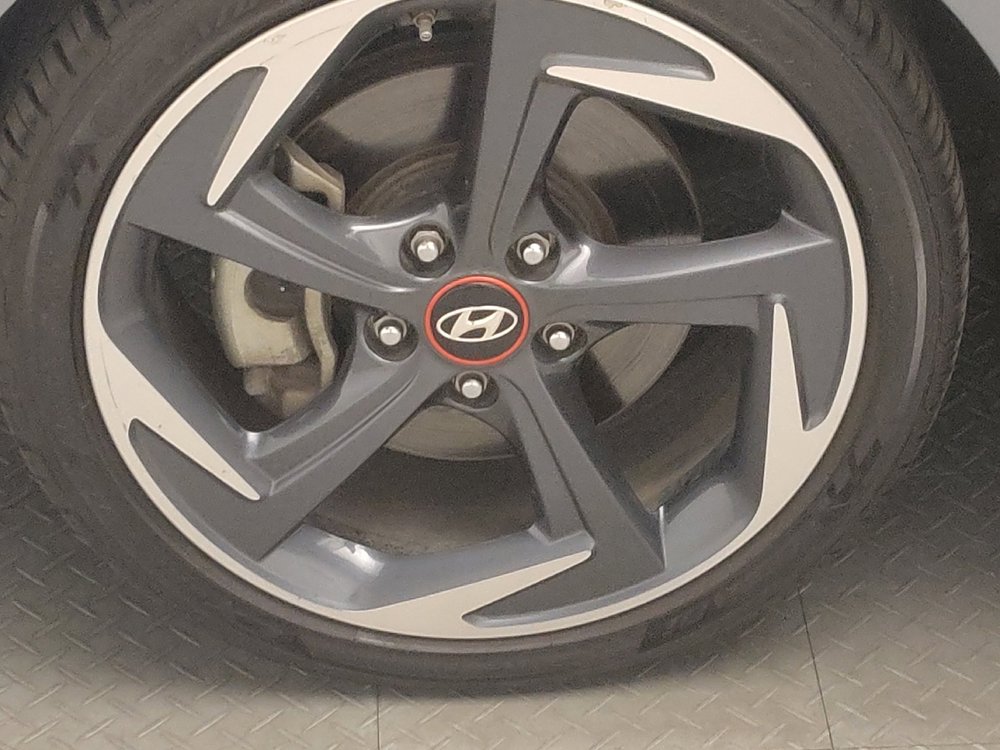 Used 2019 Hyundai Veloster Turbo FWD image 31
