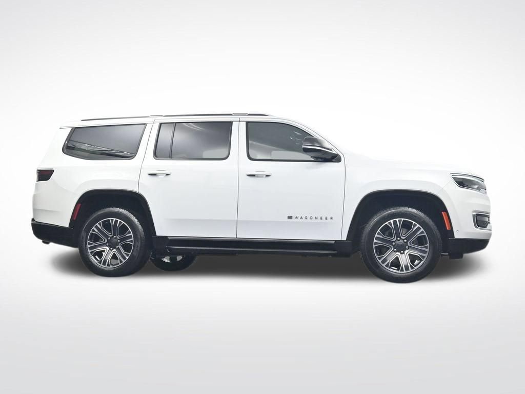 Used 2024 Jeep Wagoneer Series II w/ Flexible Seating Group image 24