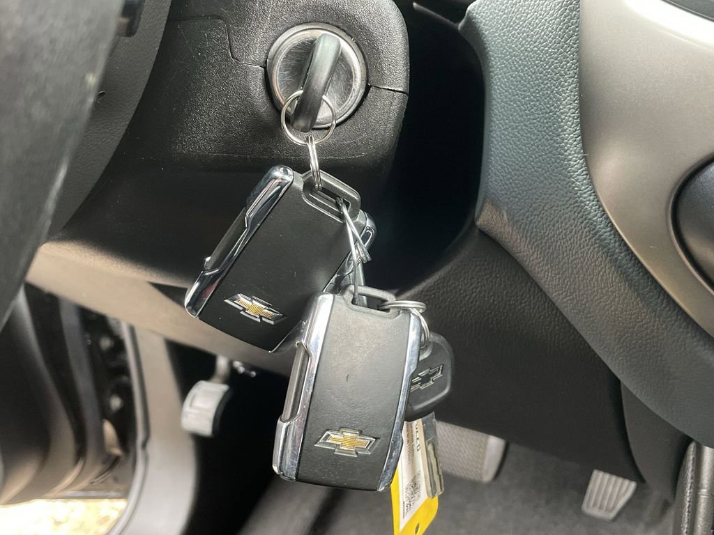 Used 2022 Chevrolet Colorado Z71 w/ Z71 Midnight Edition image 16