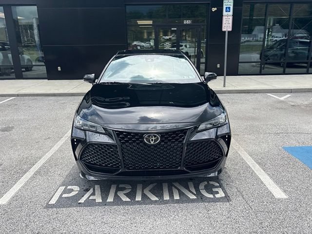 Used 2020 Toyota Avalon XSE w/ All Weather Liner Package FWD video 3