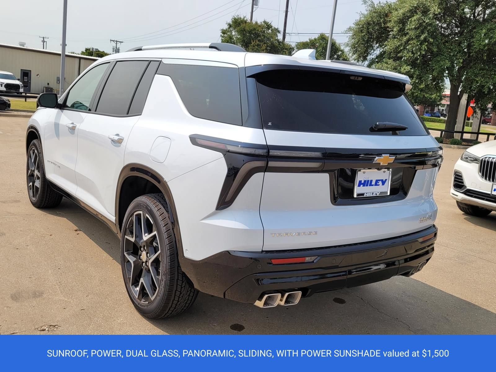 New 2026 Chevrolet Traverse High Country FWD image 3
