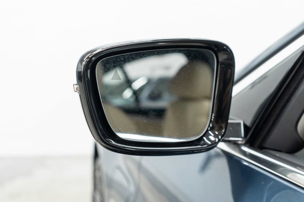 Used 2023 BMW 530e xDrive w/ Premium Package image 53