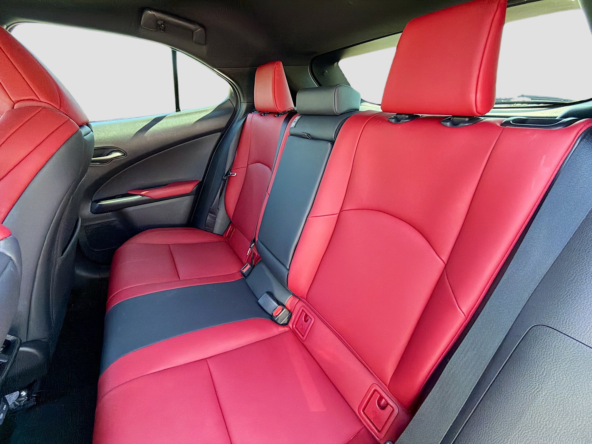 Used 2024 Lexus UX 250h F Sport image 21